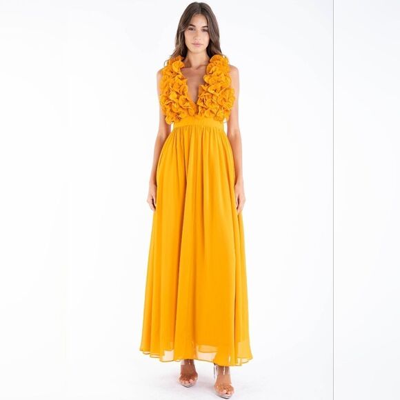 Elegant Mustard Maxi Dress - Picture 4 of 6